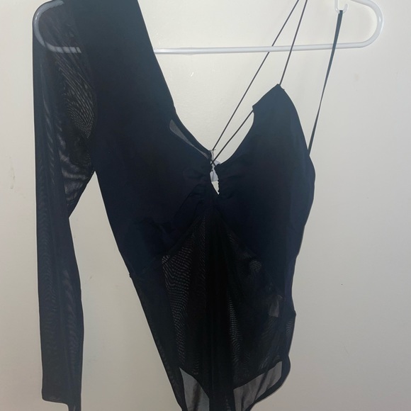 Zara ASYMMETRICAL BODYSUIT - Picture 8 of 13
